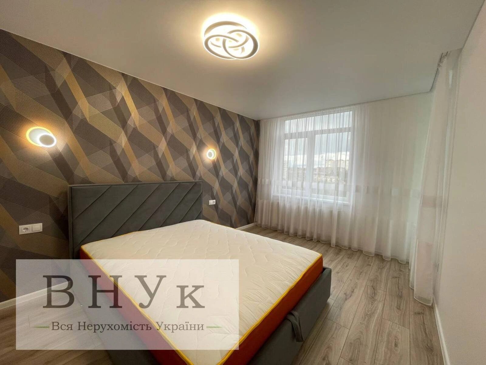 Apartments for sale 2 rooms, 57 m², 5th fl./11 floors. Kyyivska vul., Ternopil. 