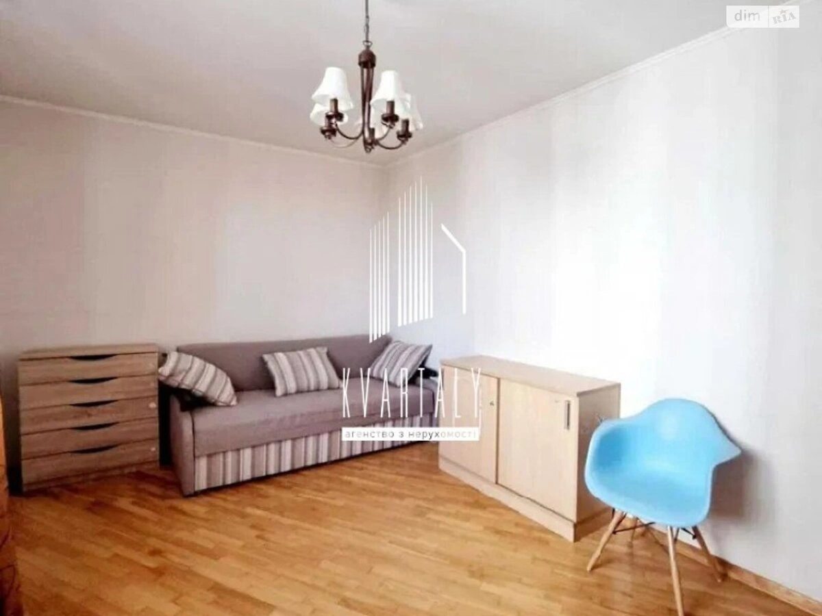 Apartments for sale. 3 rooms, 90 m², 15 floor/17 floors. 4, Rudanskogo Stepana 4. 