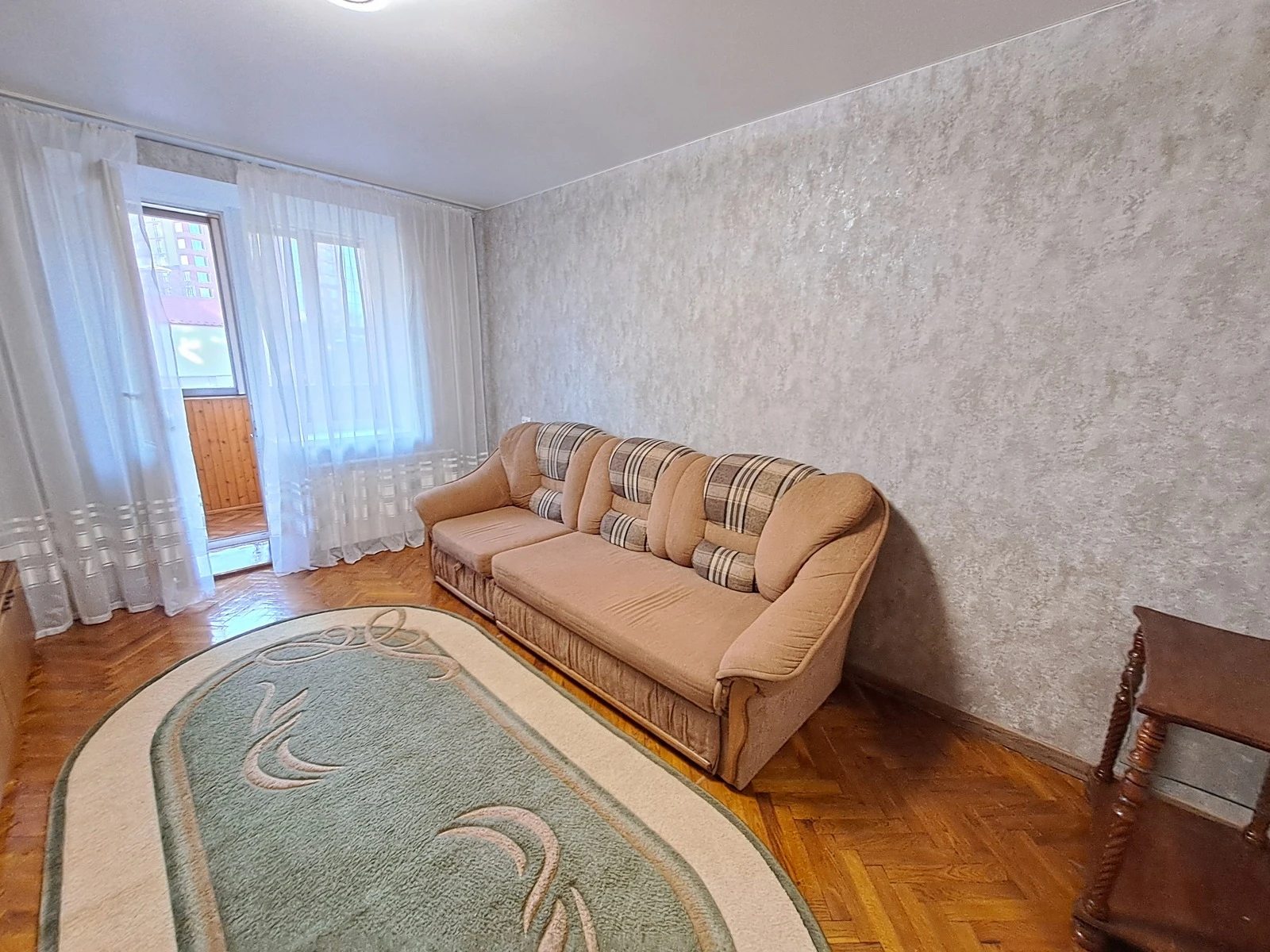 Apartment for rent. 2 rooms, 49 m², 3rd floor/9 floors. Luchakivskoho vul., Ternopil. 