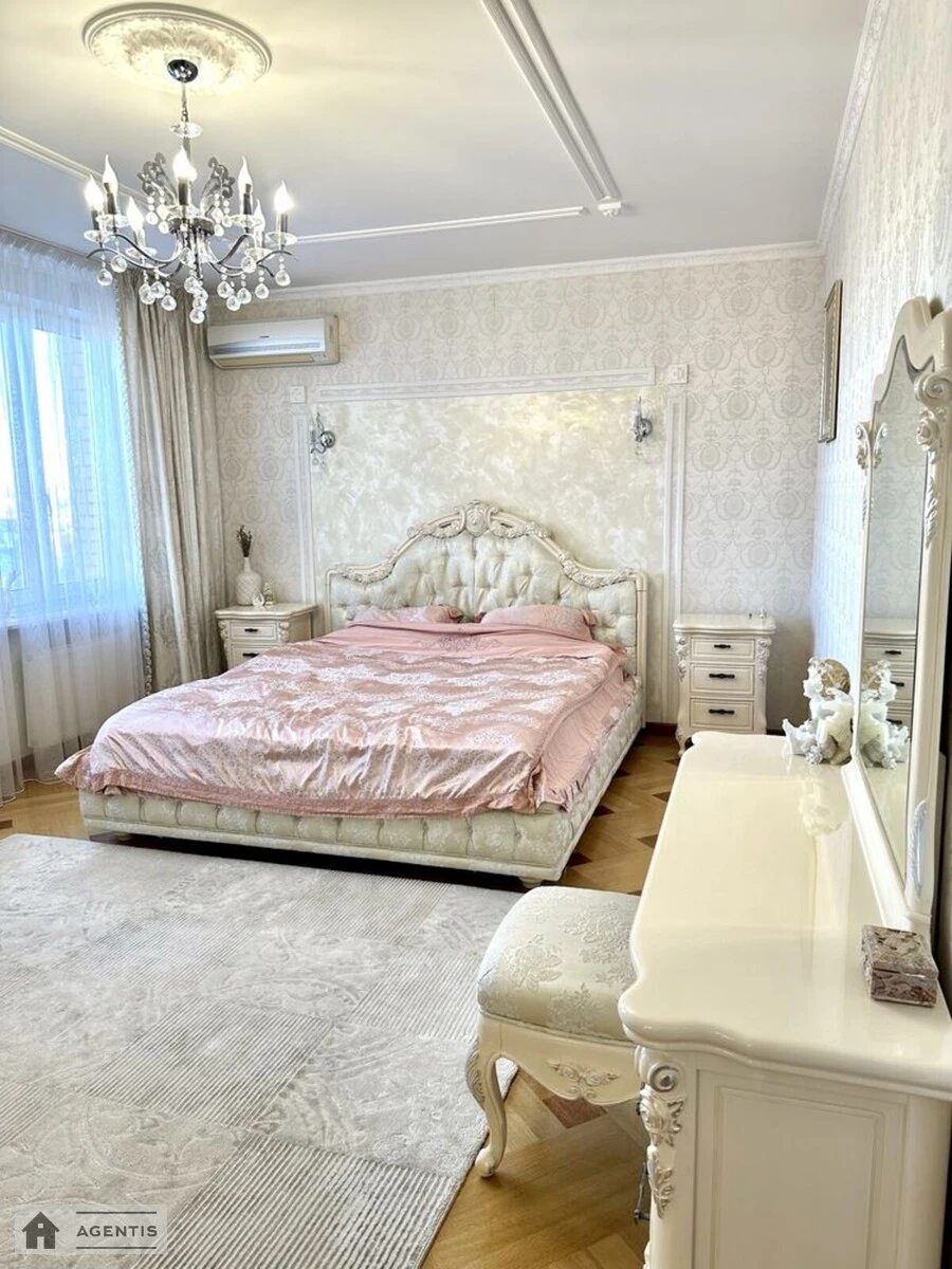 Apartment for rent. 4 rooms, 142 m², 7th floor/10 floors. 33, Osinnya 33, Kyiv. 