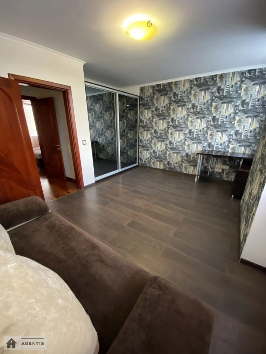 Apartment for rent. 4 rooms, 130 m², 5th floor/14 floors. 130, Golosiyivskiy 130, Kyiv. 