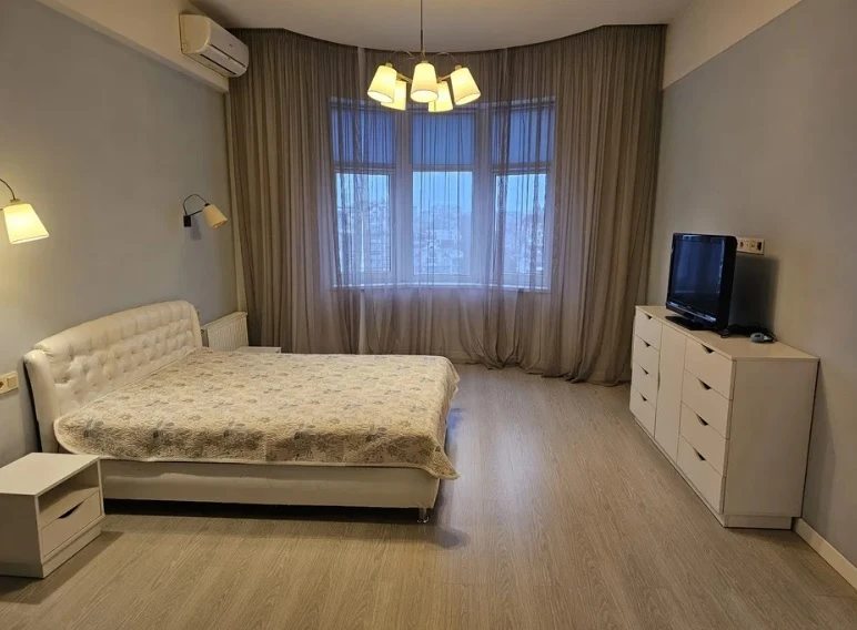Здам квартиру. 1 room, 68 m², 10th floor/15 floors. 3, Сабанский пер., Одеса. 