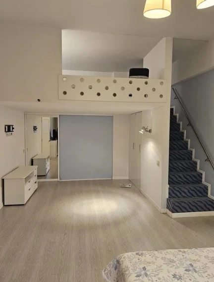 Apartment for rent. 1 room, 68 m², 10th floor/15 floors. 3, Sabanskyy per., Odesa. 