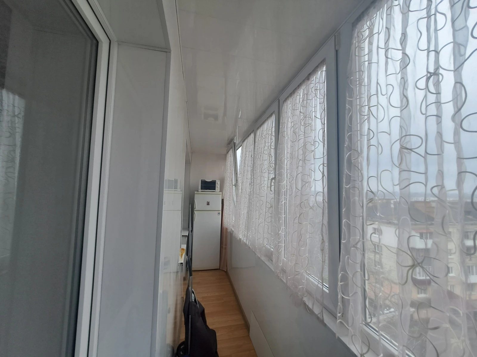 Apartments for sale. 1 room, 37 m², 6th floor/10 floors. Myru vul., Ternopil. 