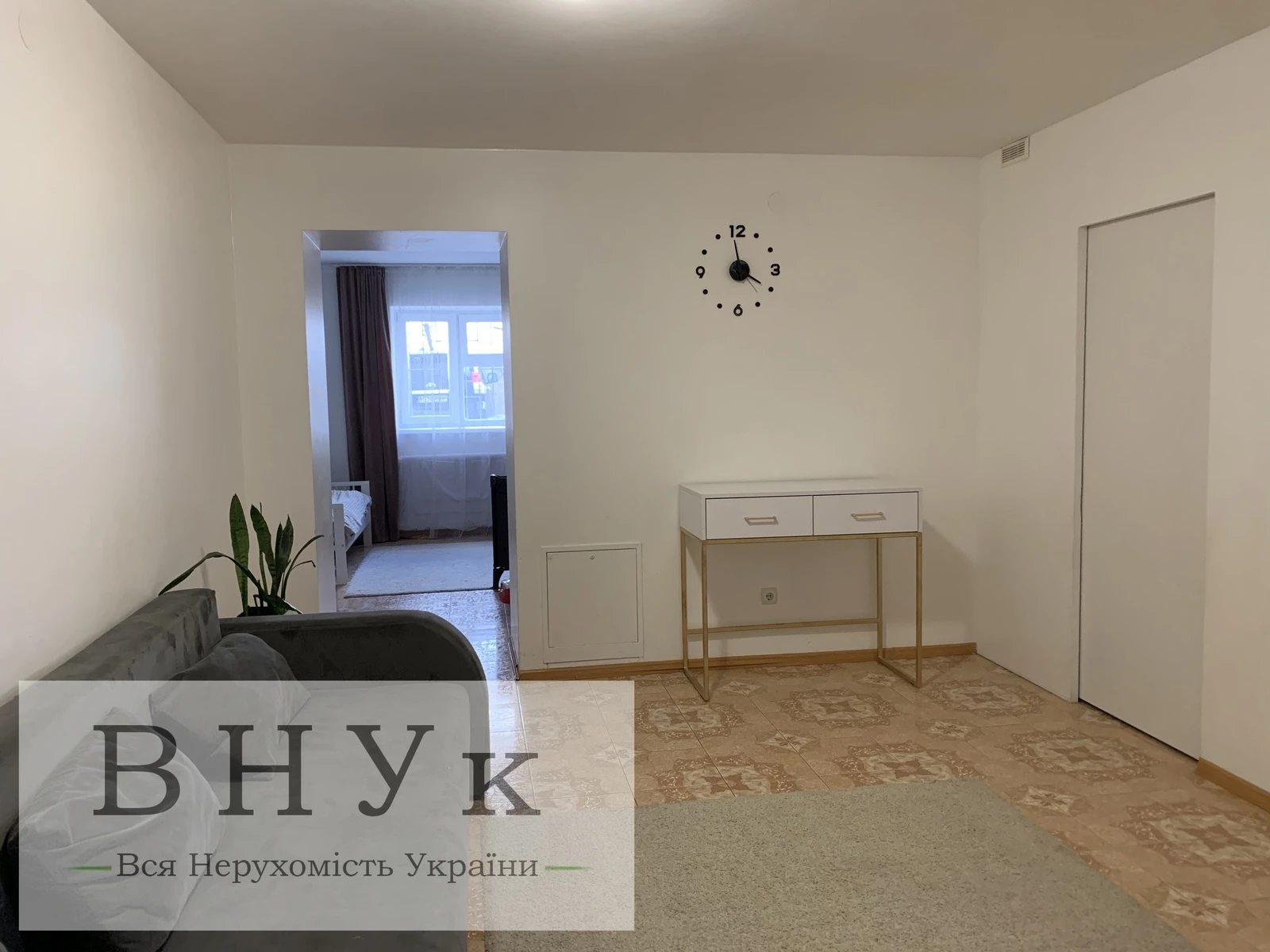 Apartments for sale 4 rooms, 104 m², 1st fl./11 floors. Tsehelnyy prov., Ternopil. 