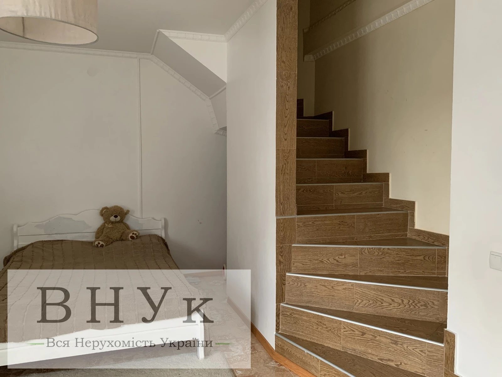 Apartments for sale 4 rooms, 104 m², 1st fl./11 floors. Tsehelnyy prov., Ternopil. 