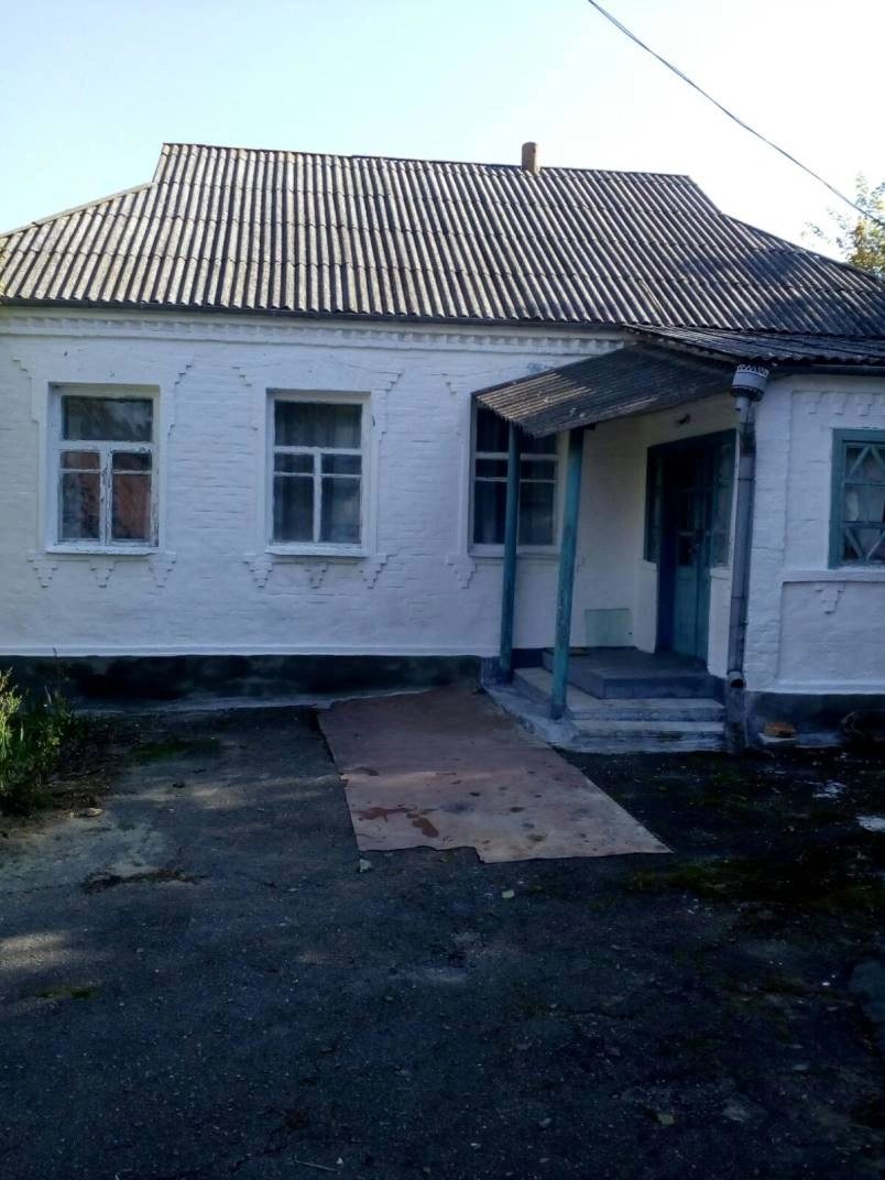 Продажа дома. 4 rooms, 70 m², 1 floor. Юхни. 