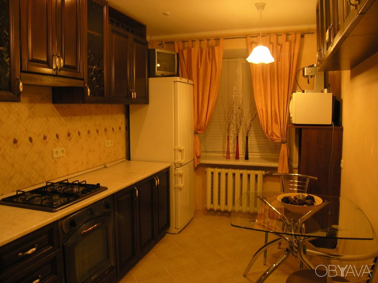 Apartments for sale. 4 rooms, 80 m², 1st floor/9 floors. Pr.Slobozhanskyy, Dnipro. 