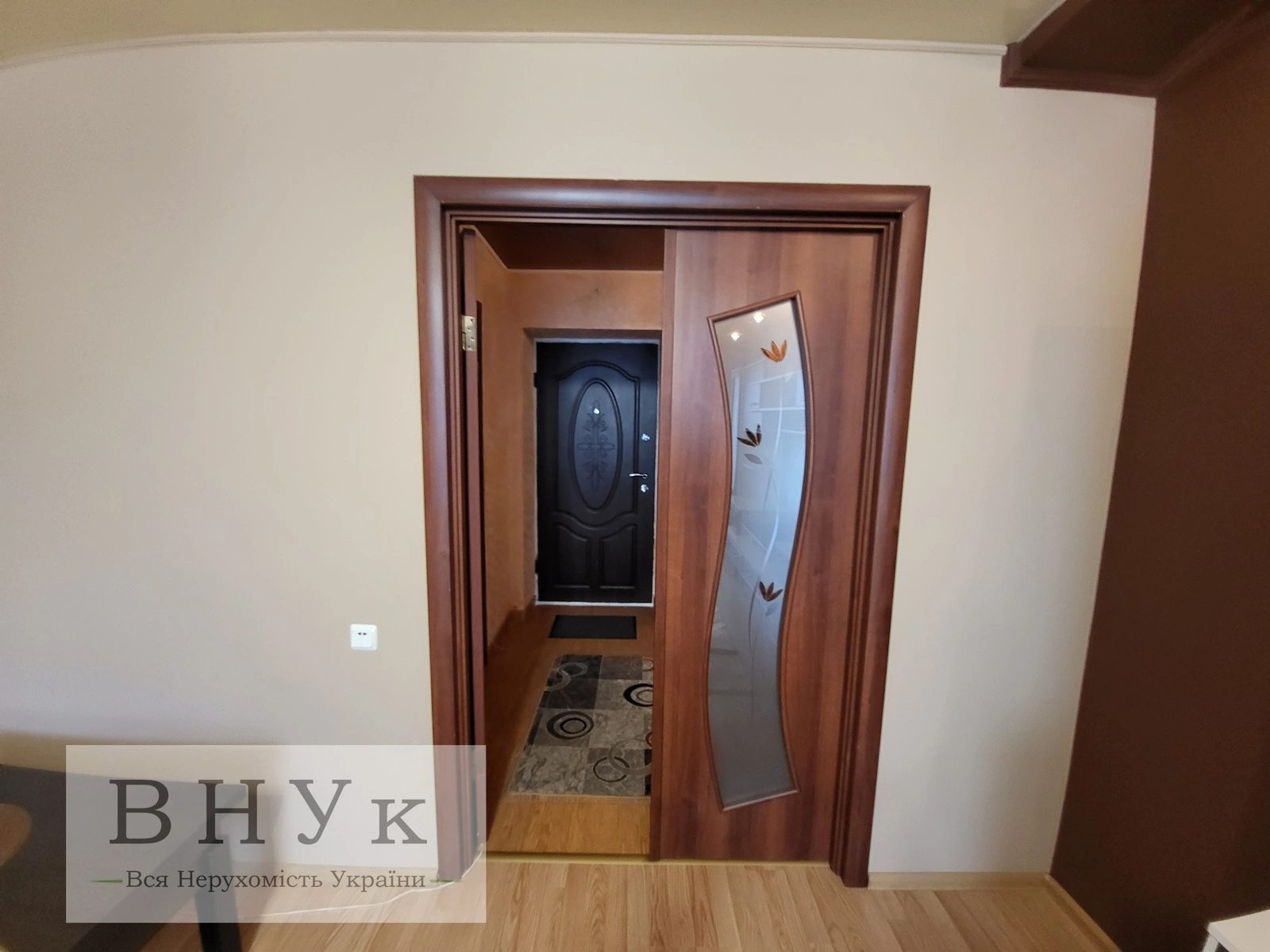 Продаж квартири. 1 room, 43 m², 1st floor/6 floors. Вишневецького , Тернопіль. 