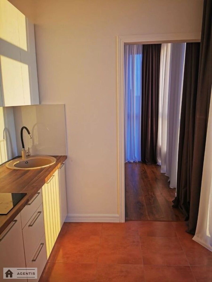 Apartment for rent. 1 room, 41 m², 9th floor/16 floors. 6, Odeske shosse, Chabany. 