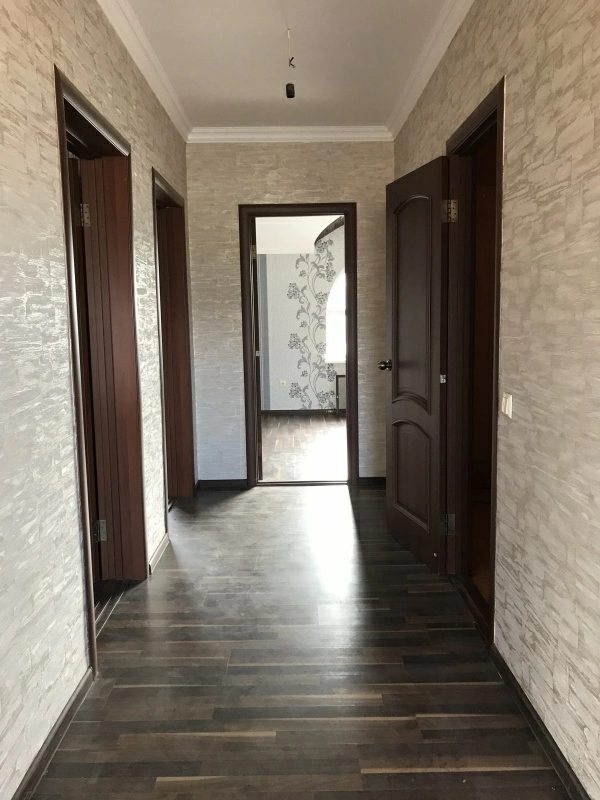 Продаж будинку 6 кімнат, 240 m², 2 поверхи. Мархалівська, Мархаловка. 