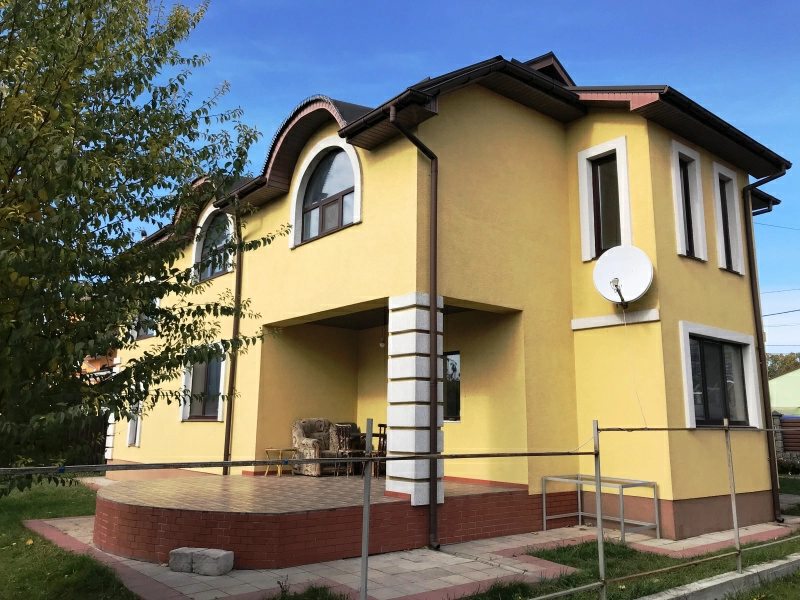 House for sale. 6 rooms, 240 m², 2 floors. Markhalivska, Markhalovka. 