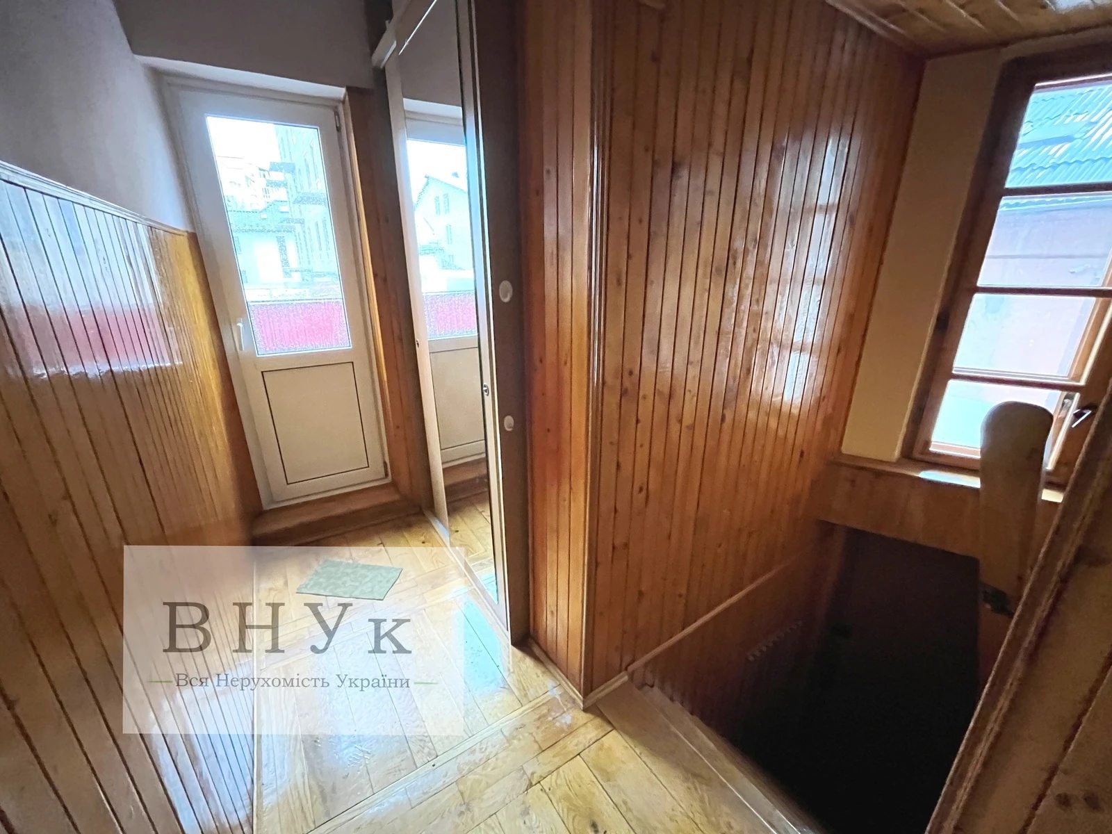 Apartments for sale 3 rooms, 75 m², 1st fl./2 floors. Vahylevycha vul., Ternopil. 