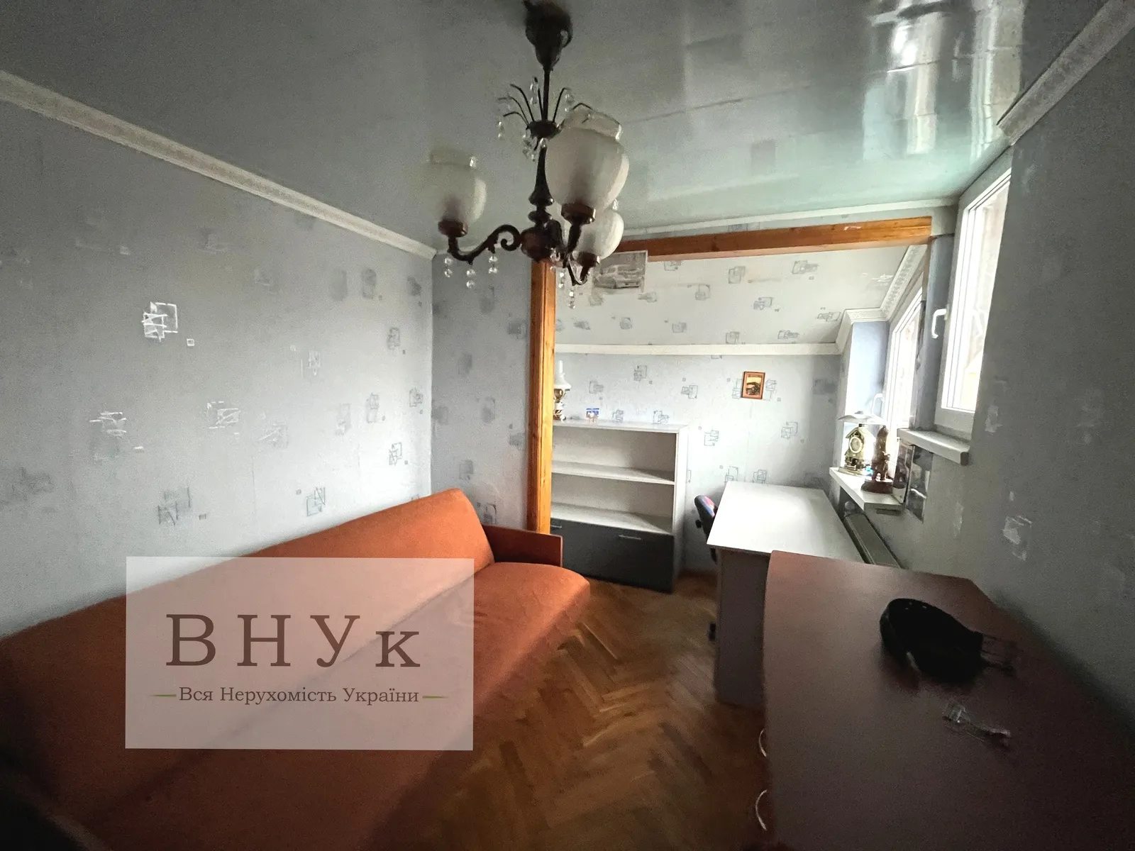 Apartments for sale 3 rooms, 75 m², 1st fl./2 floors. Vahylevycha vul., Ternopil. 