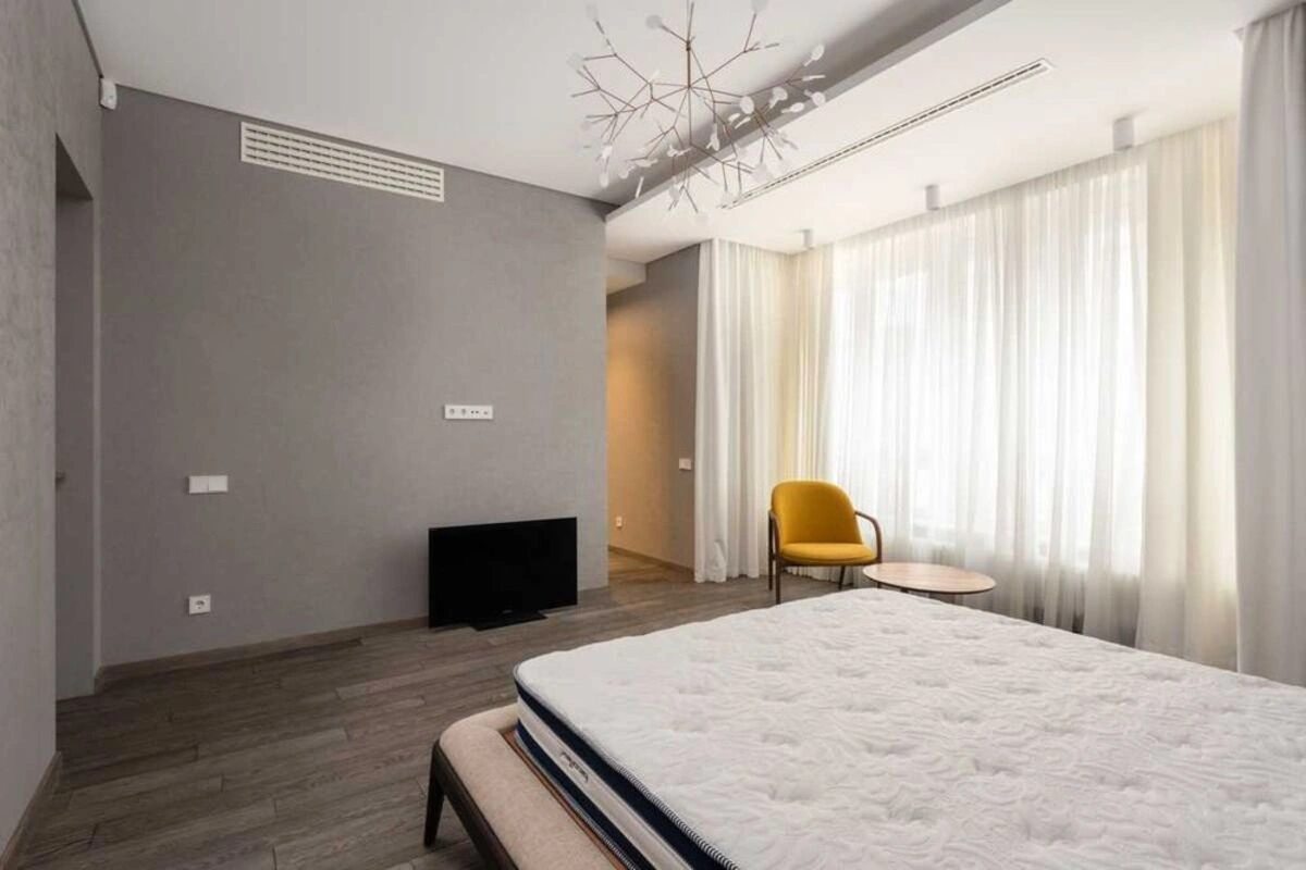 Apartment for rent. 4 rooms, 205 m², 5th floor/25 floors. 18, Instytutska 18, Kyiv. 