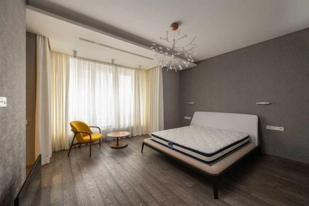 Сдам квартиру. 4 rooms, 205 m², 5th floor/25 floors. 18, Институтская 18, Киев. 