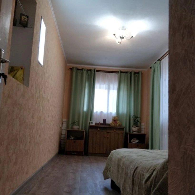 Продам свой 3-х этаж частный дом 7 км от Киева с. Круглык Вита-Почтовая