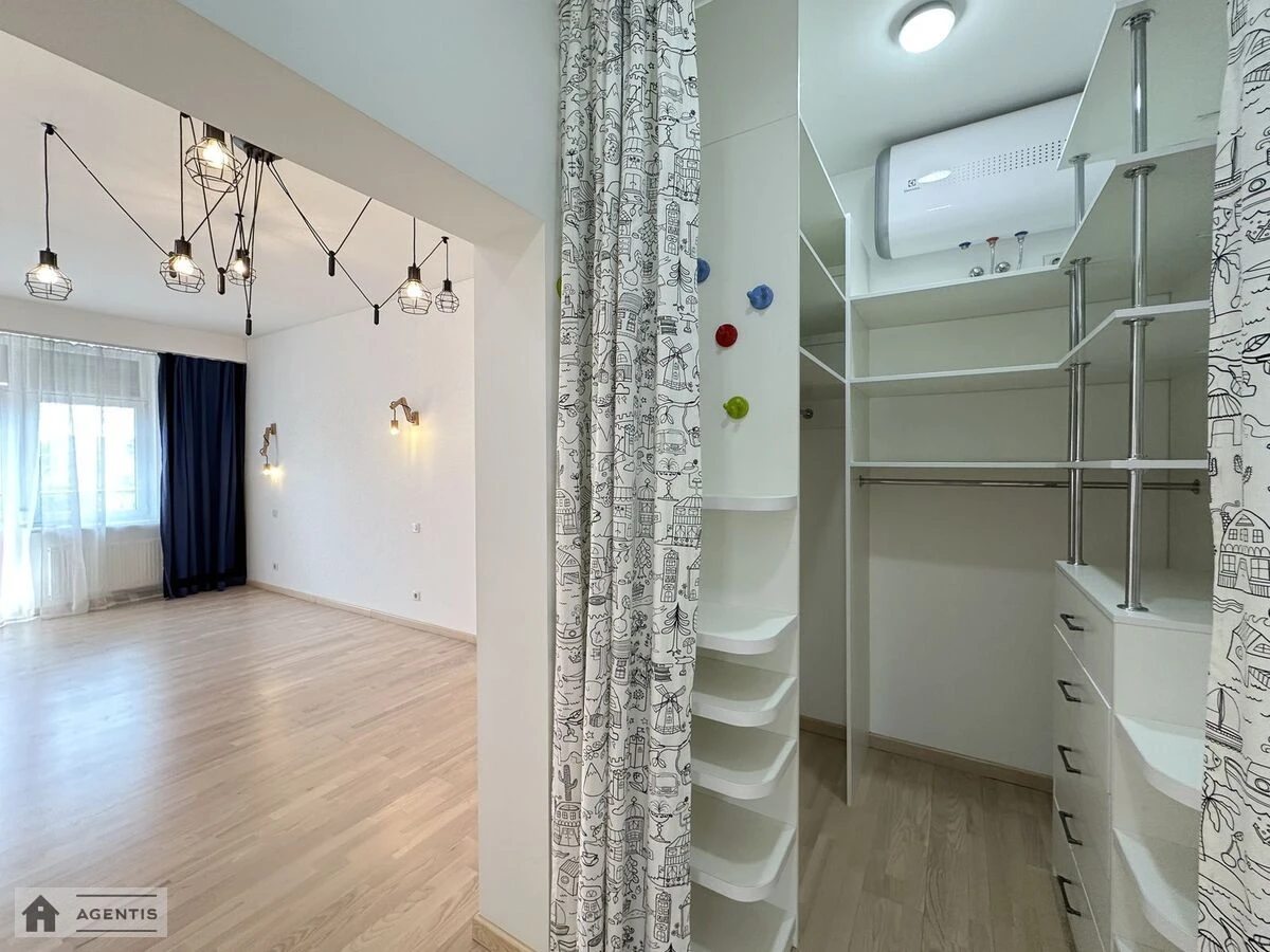 Apartment for rent. 3 rooms, 126 m², 6th floor/20 floors. 44, Turgenyevska 44, Kyiv. 