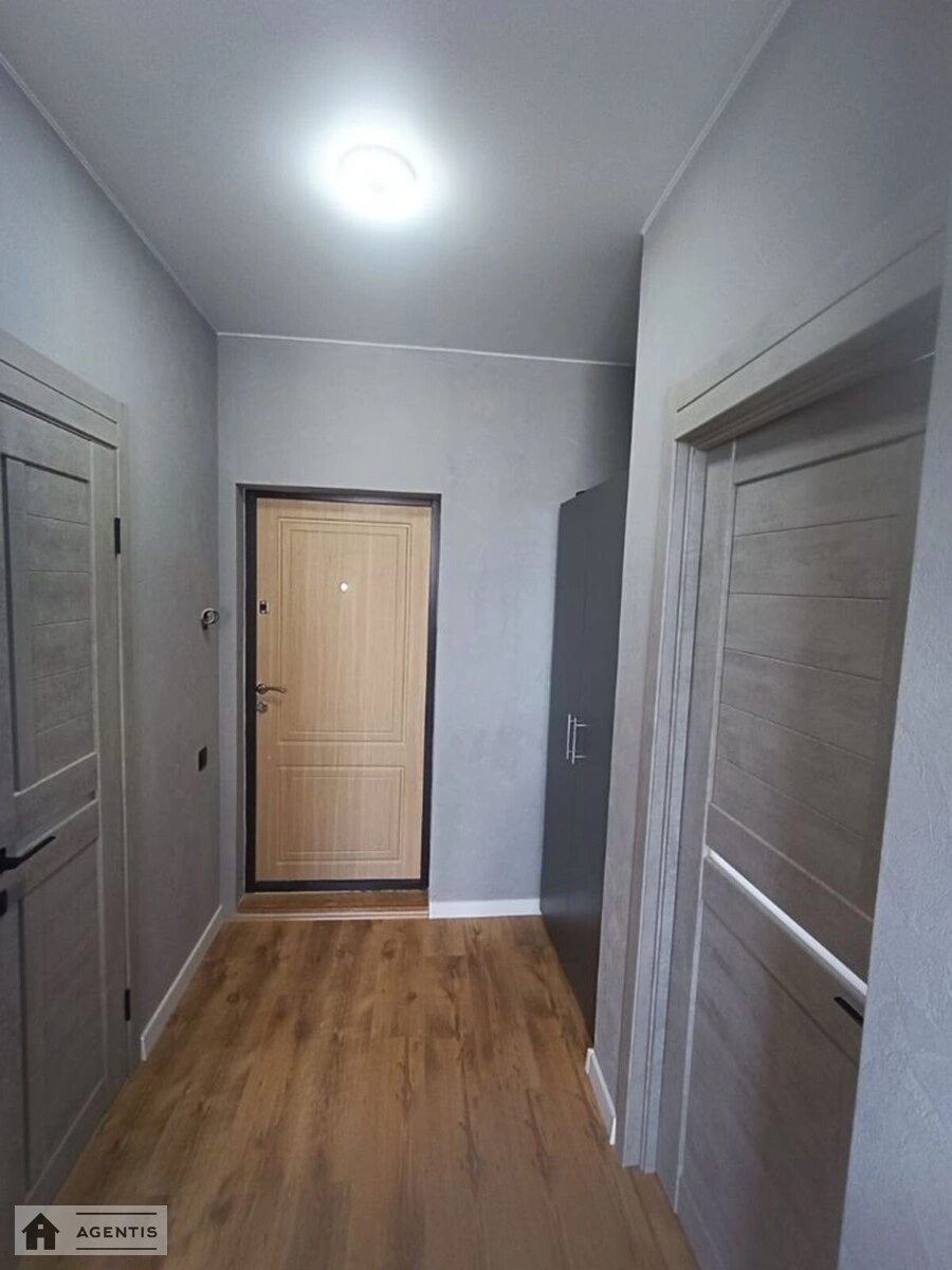 Apartment for rent. 1 room, 41 m², 3rd floor/11 floors. 23, Odeska vul., Kryukivshchyna. 