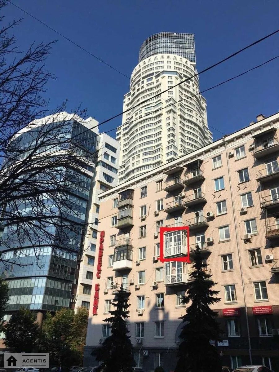 Apartment for rent. 3 rooms, 75 m², 4th floor/8 floors. 9, Klovskiy 9, Kyiv. 
