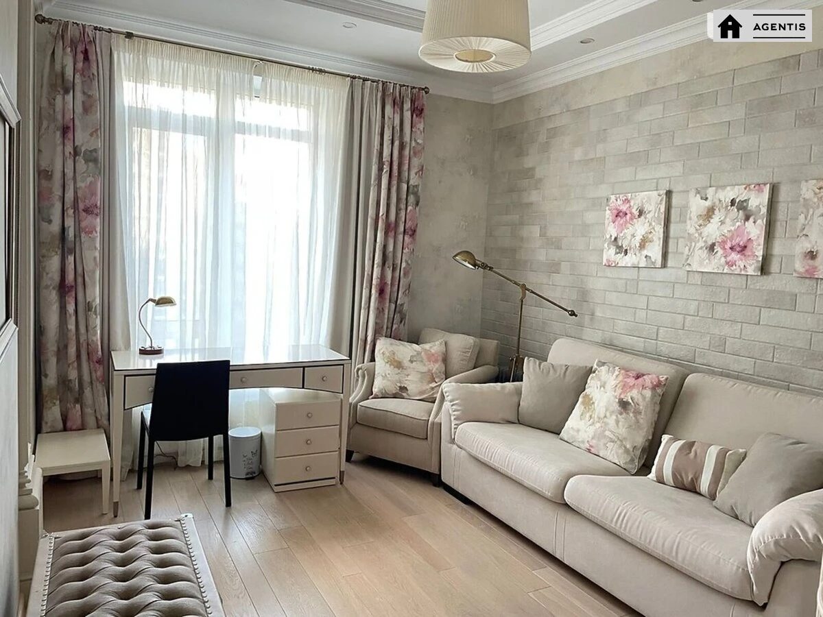 Apartment for rent. 4 rooms, 122 m², 4th floor/27 floors. 6, Ioanna Pavla II vul. Patrisa Lumumby, Kyiv. 