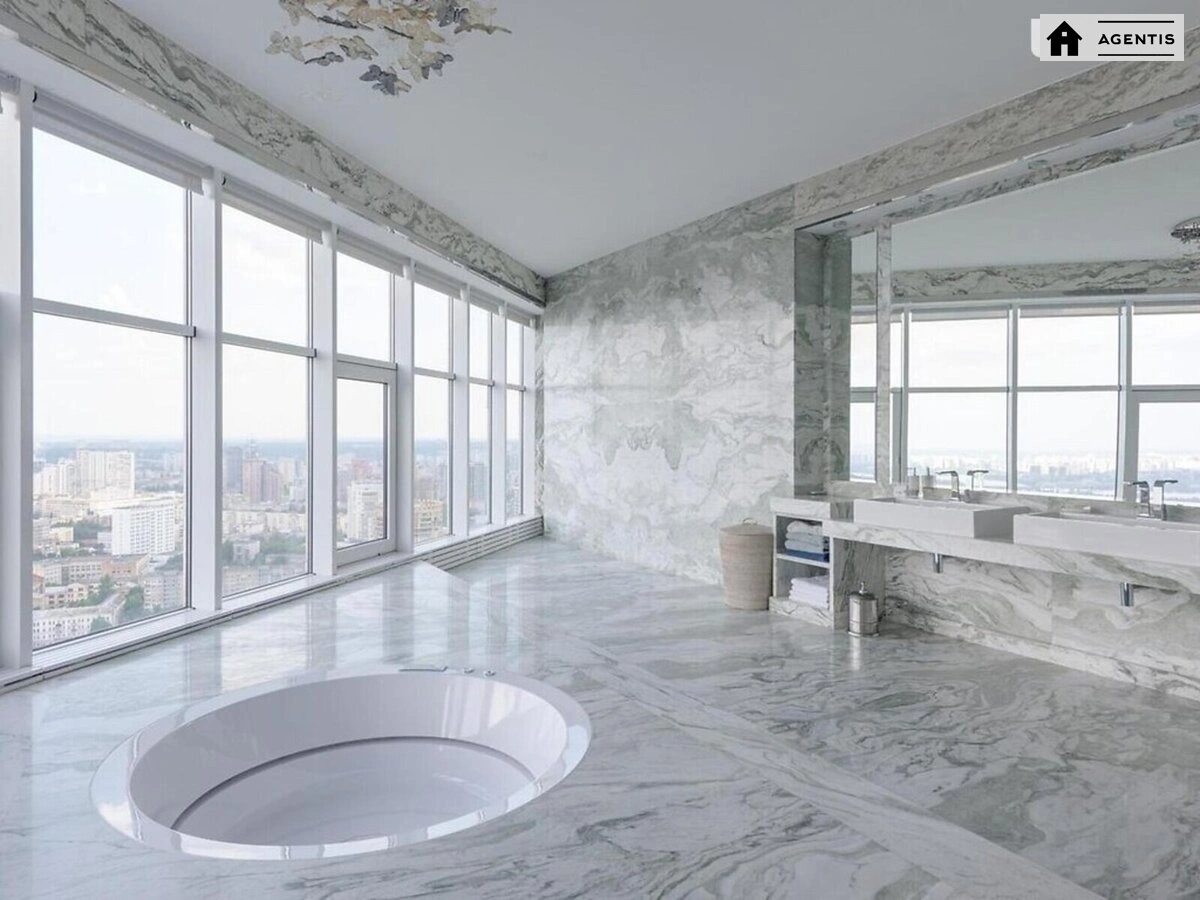 Apartment for rent. 3 rooms, 400 m², 44 floor/45 floors. 7, Klovskiy 7, Kyiv. 