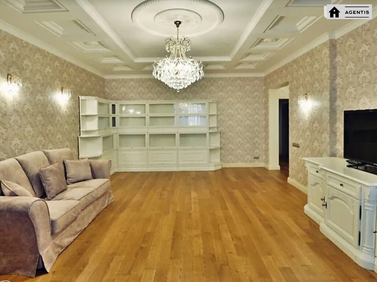 Apartment for rent. 3 rooms, 175 m², 4th floor/4 floors. 7, Lesi Ukrayinky 7, Kyiv. 