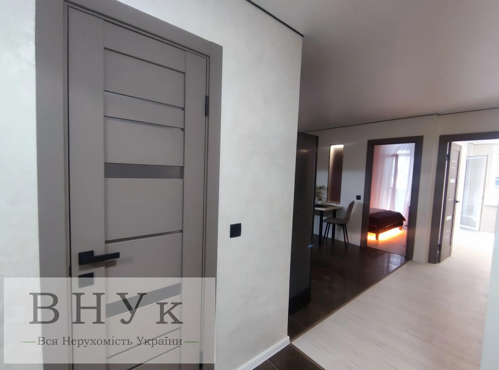 Apartments for sale. 3 rooms, 57 m², 4th floor/11 floors. Kyyivska vul., Ternopil. 