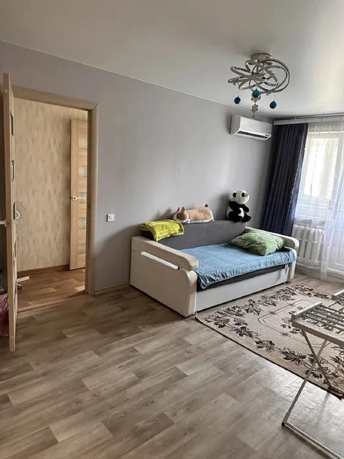 Продаж квартири. 3 rooms, 58 m², 4th floor/5 floors. 27, Петрова Генерала ул., Одеса. 