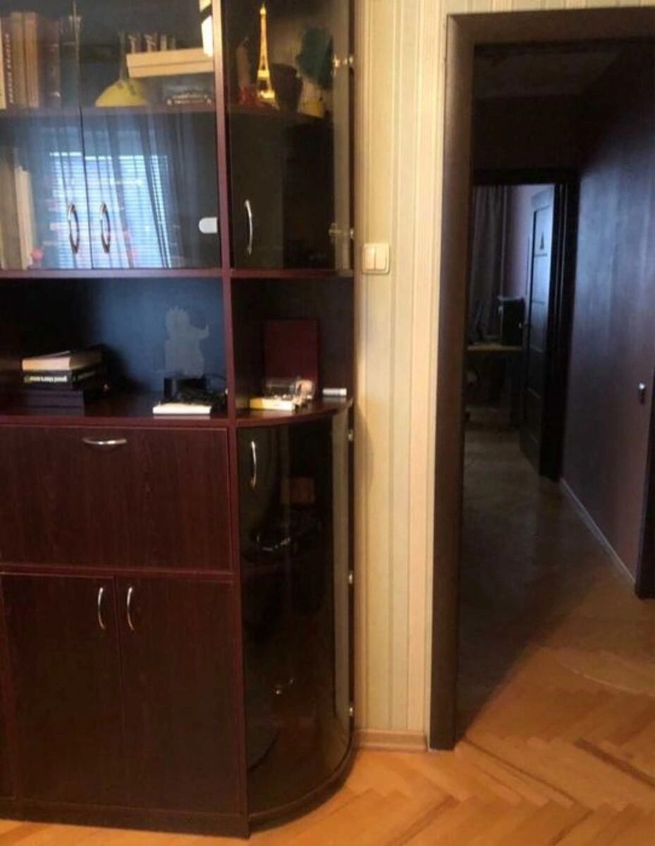 Apartments for sale. 4 rooms, 97 m², 5th floor/16 floors. 10, Kadetskiy Gay 10, Kyiv. 