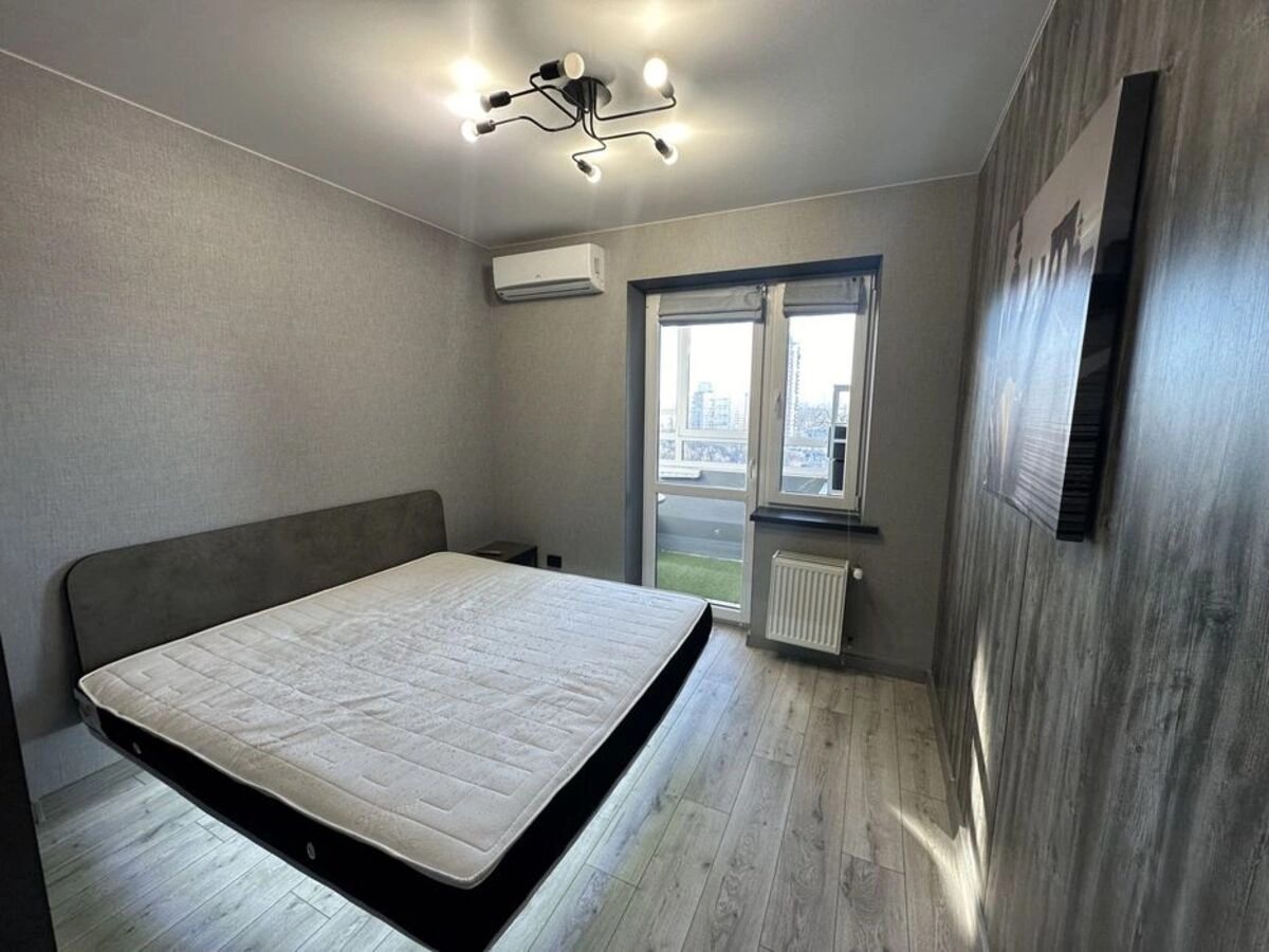 Продаж квартири. 1 room, 45 m², 19 floor/23 floors. 14, Нижньоключова 14, Київ. 