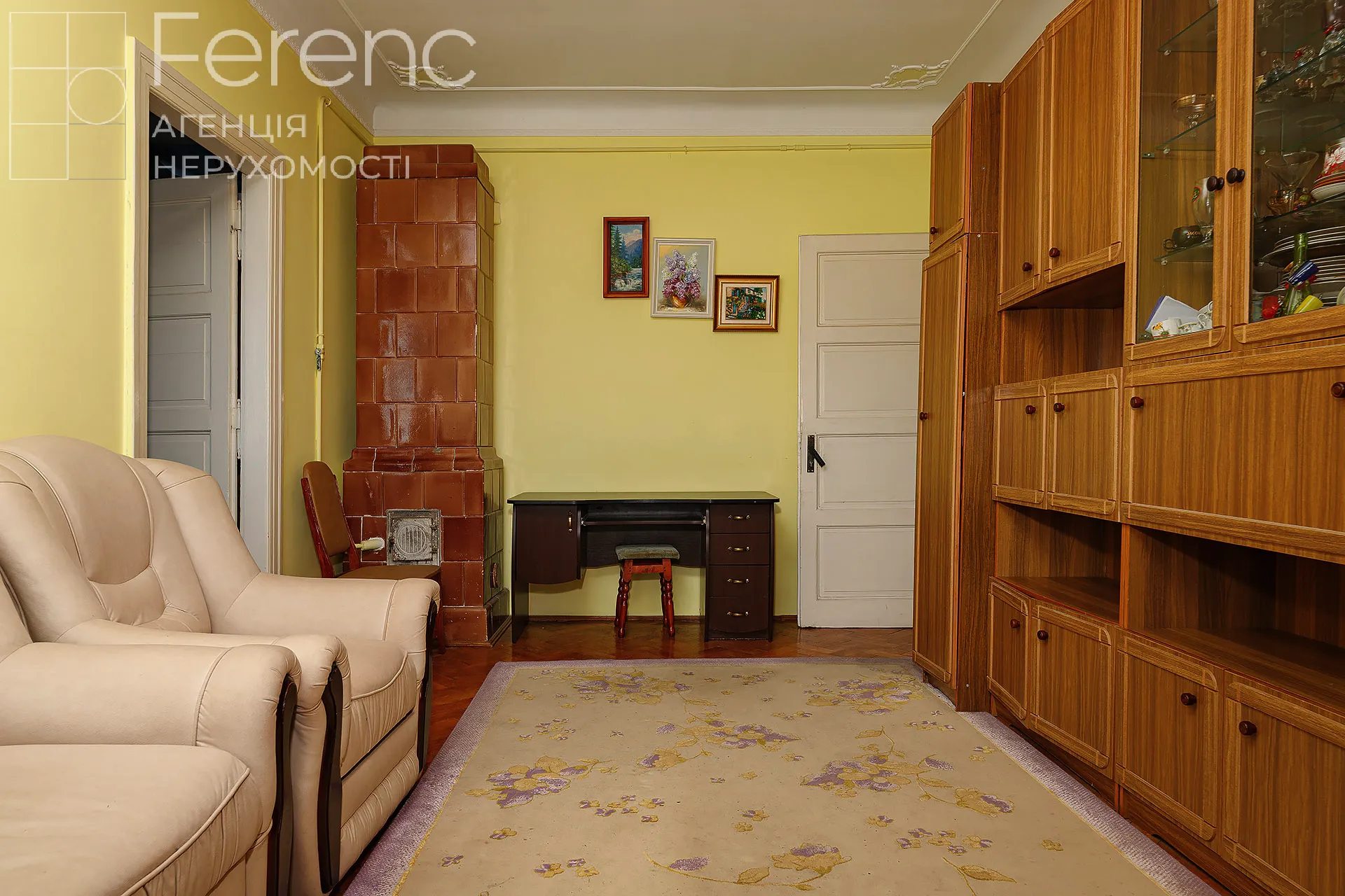 Apartments for sale. 2 rooms, 65 m², 4th floor/4 floors. 5, Donetska, Lviv. 