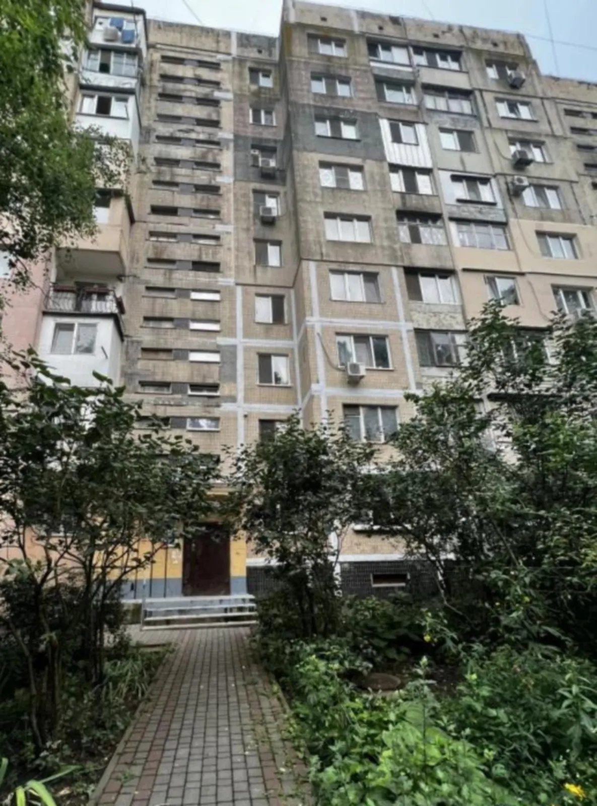 Apartments for sale. 2 rooms, 49 m², 4th floor/9 floors. 72, Vylyamsa Akademyka ul., Odesa. 