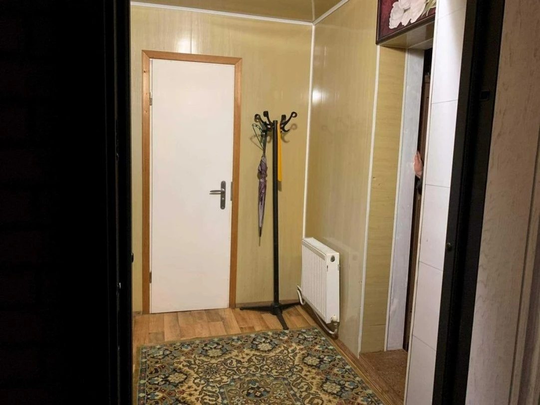 House for sale. 3 rooms, 80 m², 1 floor. Yerkivtsi. 