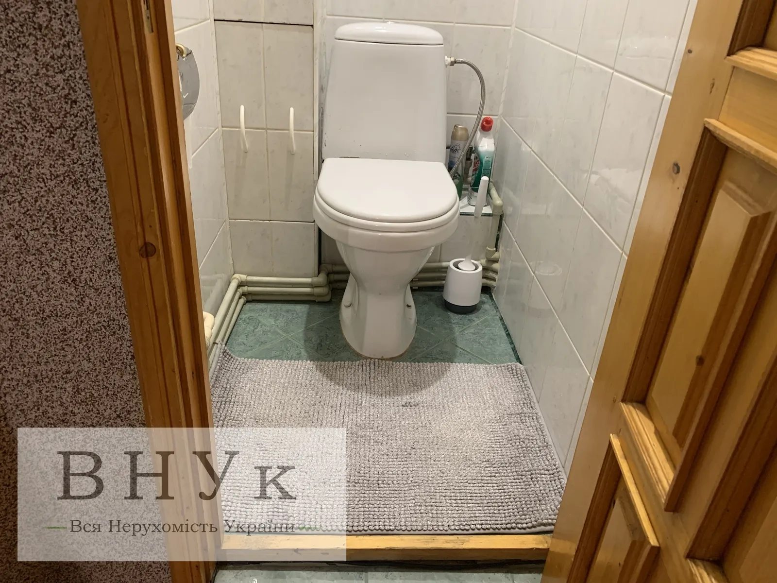 Apartments for sale 2 rooms, 51 m², 3rd fl./10 floors. Vyshnivetskoho D. b-r, Ternopil. 