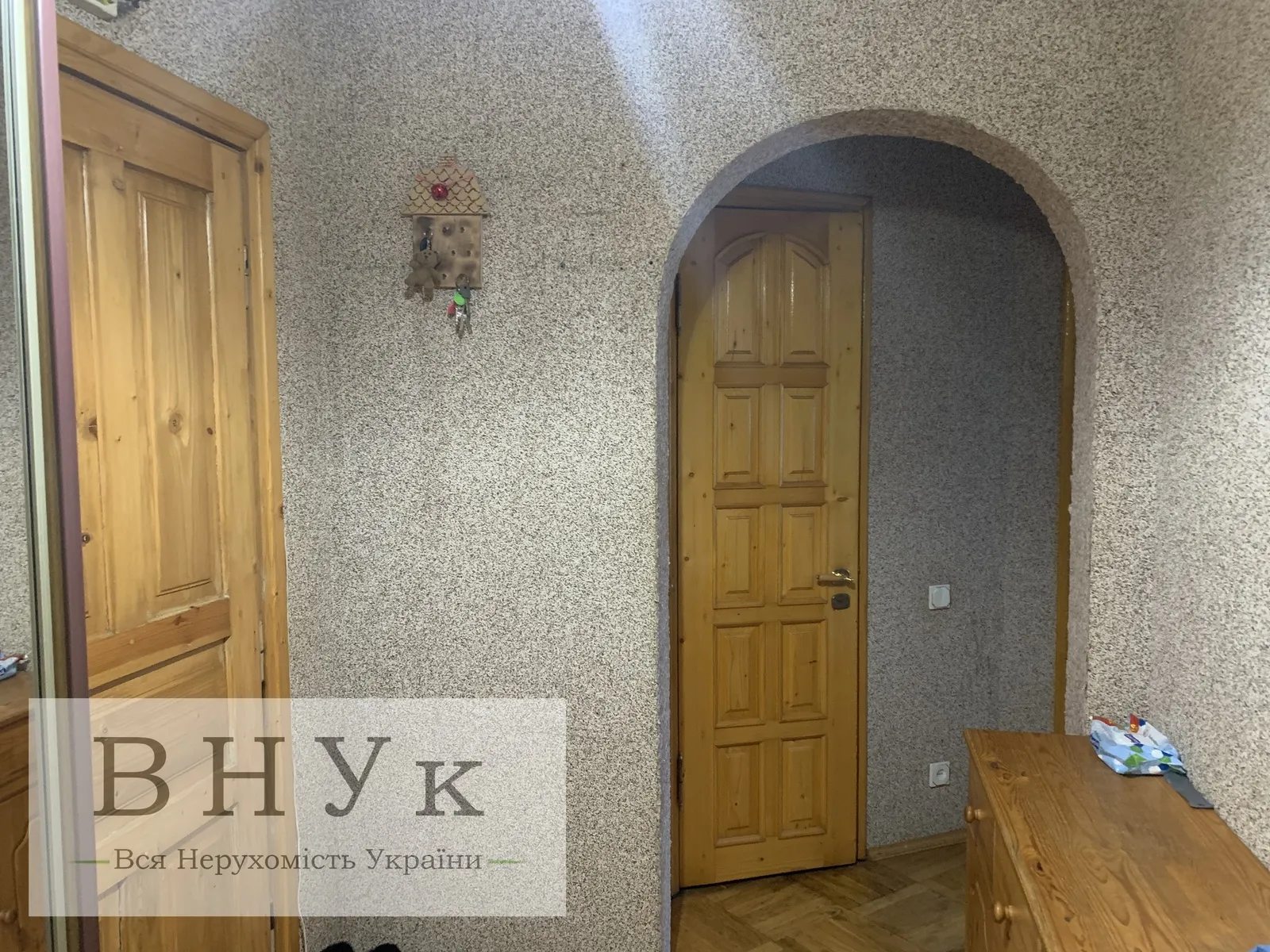 Apartments for sale 2 rooms, 51 m², 3rd fl./10 floors. Vyshnivetskoho D. b-r, Ternopil. 