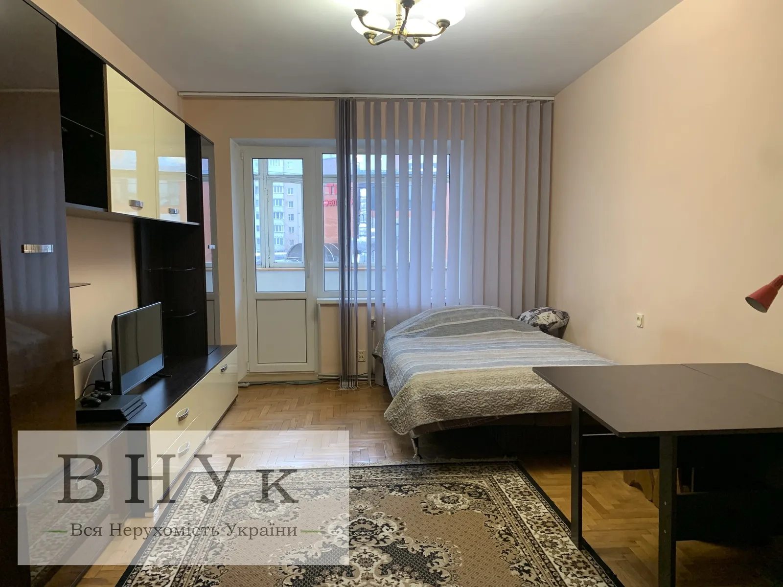 Apartments for sale 2 rooms, 51 m², 3rd fl./10 floors. Vyshnivetskoho D. b-r, Ternopil. 