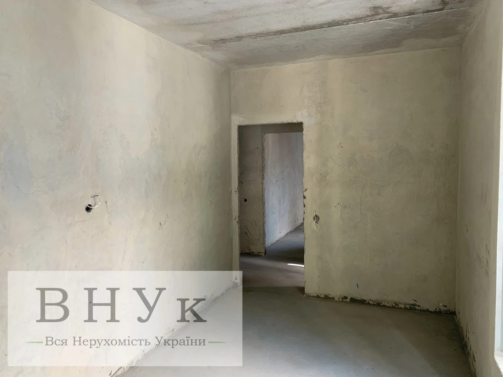 Apartments for sale. 2 rooms, 52 m², 1st floor/4 floors. Petrushevycha YE. vul., Ternopil. 