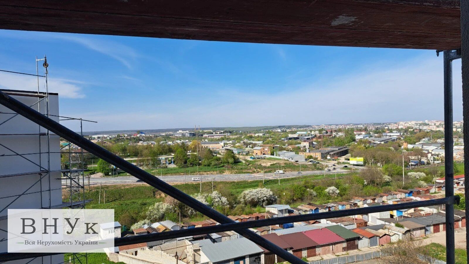 Apartments for sale. 2 rooms, 66 m², 8th floor/9 floors. Dovzhenka O. vul., Ternopil. 