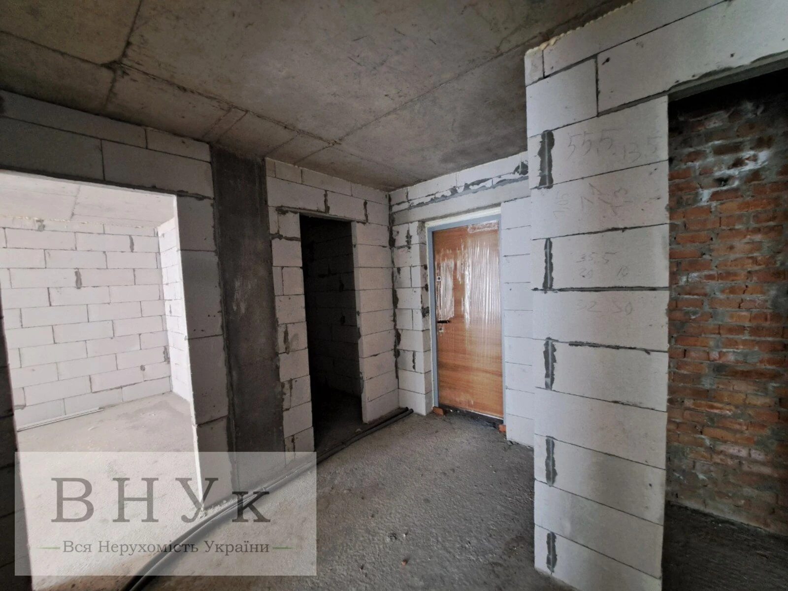 Продаж квартири 2 кімнати, 72 m², 4 пов./12 поверхів. Тарнавського Генерала вул., Тернопіль. 