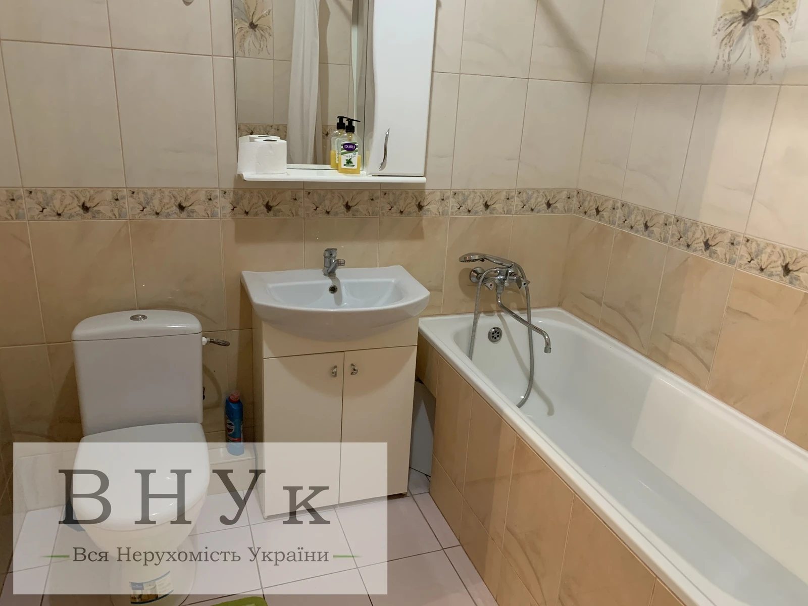 Apartments for sale 1 room, 48 m², 3rd fl./4 floors. Nechaya Polkovnyka vul., Ternopil. 