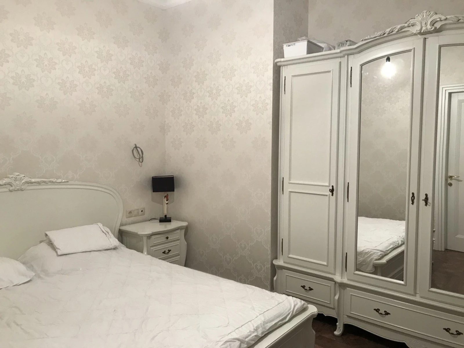 Продаж квартири. 2 rooms, 87 m², 5th floor/13 floors. Французский б-р, Одеса. 
