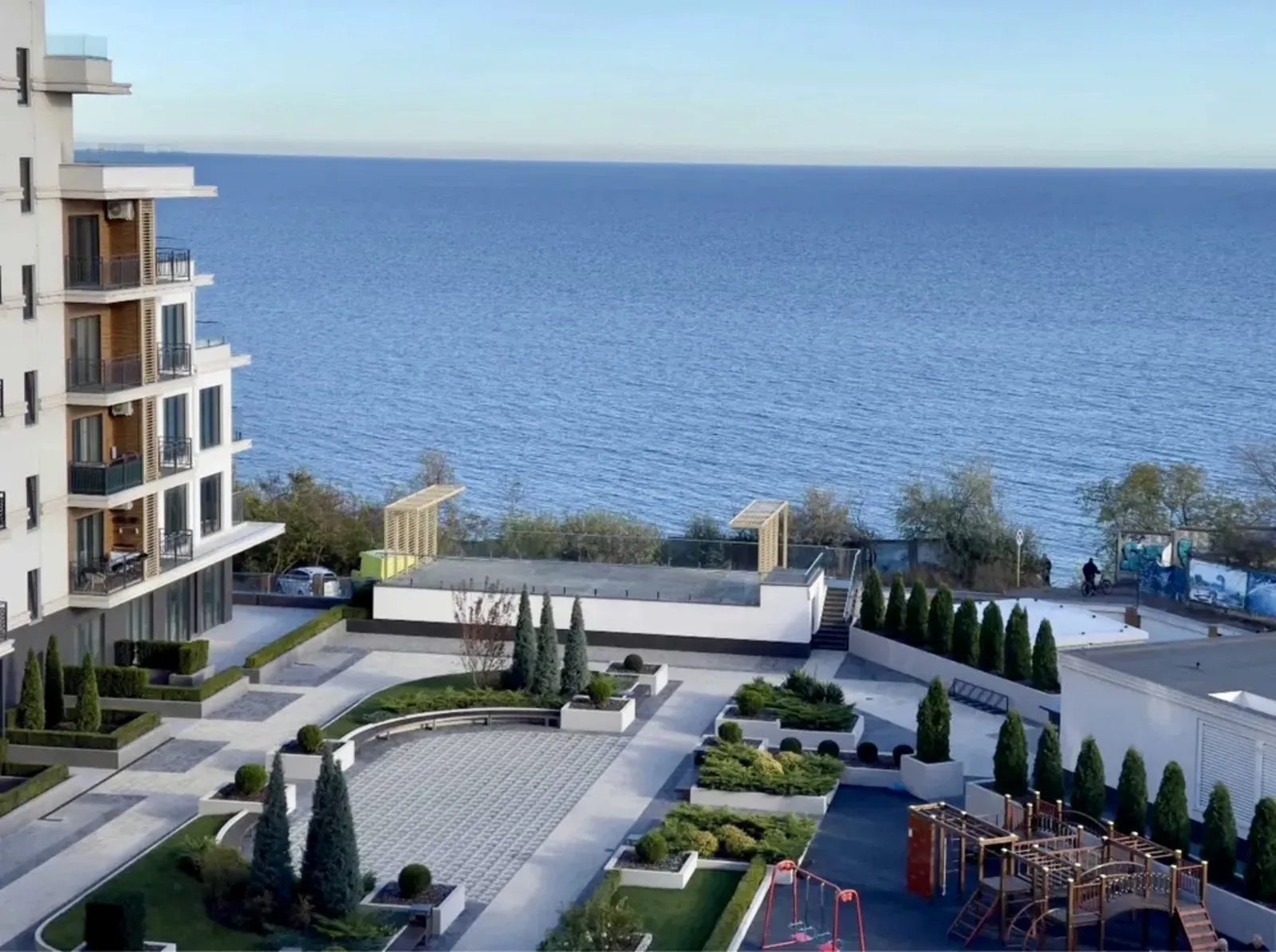 Продаж квартири. 2 rooms, 80 m², 6th floor/8 floors. 7, Маячный пер., Одеса. 