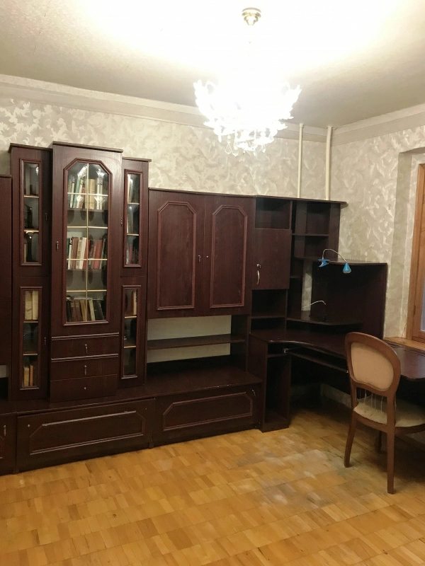 Apartments for sale. 3 rooms, 79 m², 14 floor/16 floors. 13, Rudenko Larysy 13, Kyiv. 