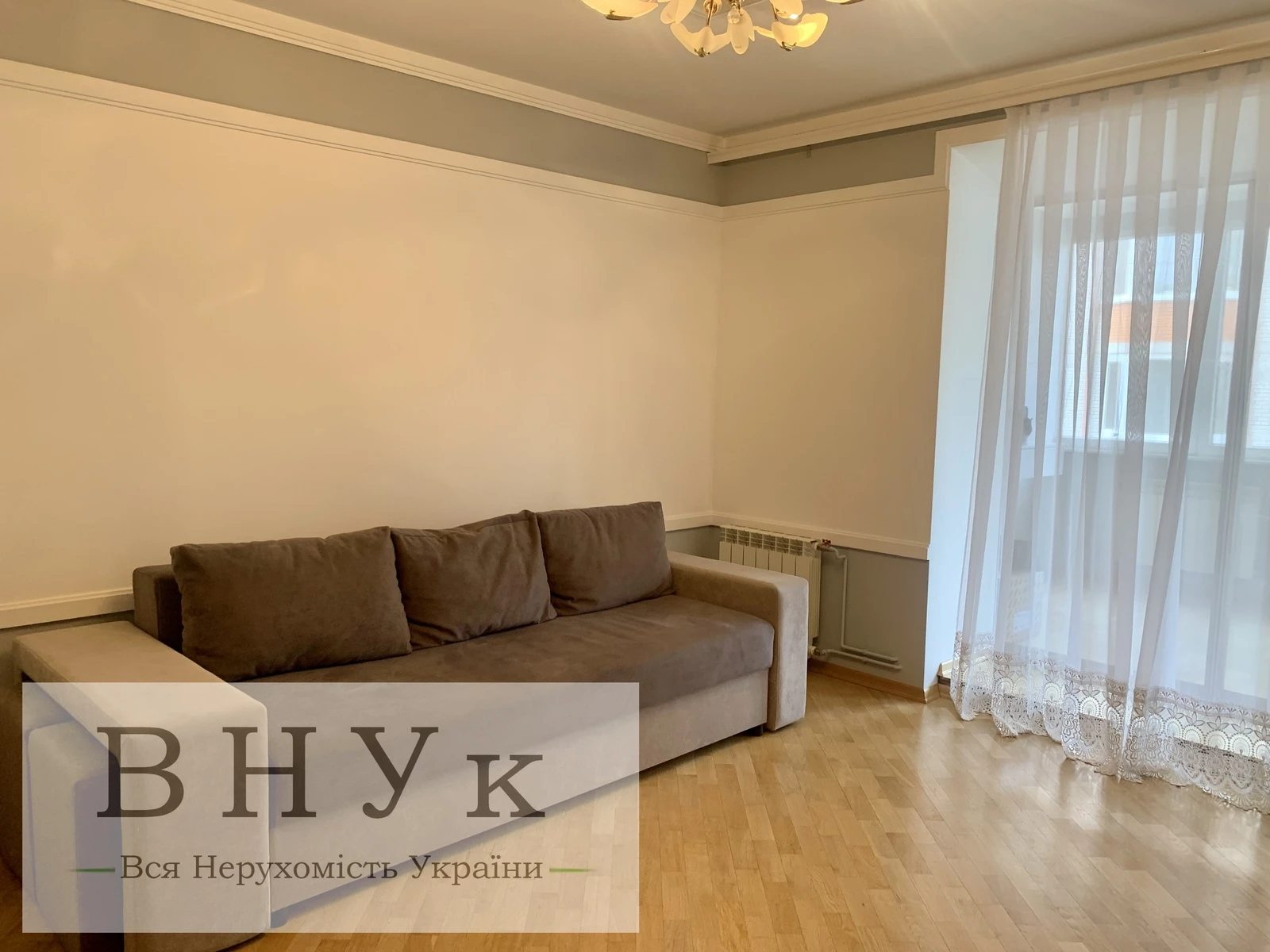 Apartments for sale 3 rooms, 92 m², 1st fl./6 floors. Yaremchuka N. vul., Ternopil. 