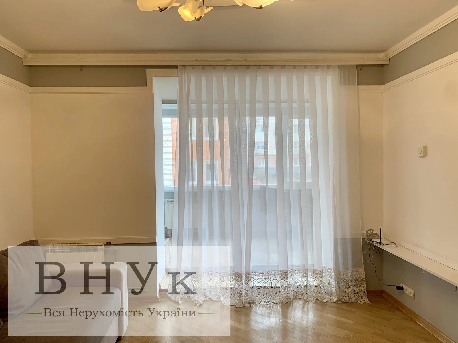 Apartments for sale 3 rooms, 92 m², 1st fl./6 floors. Yaremchuka N. vul., Ternopil. 