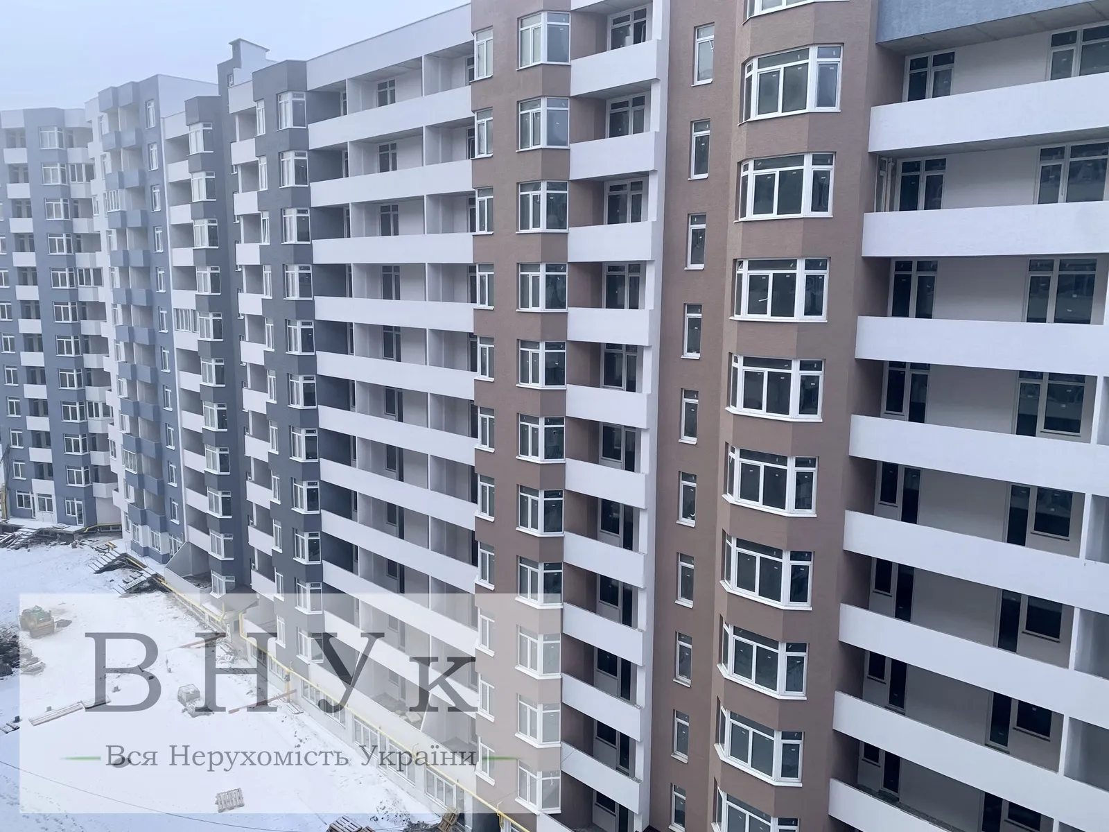 Apartments for sale 1 room, 306 m², 9th fl./11 floors. Kyyivska vul., Ternopil. 