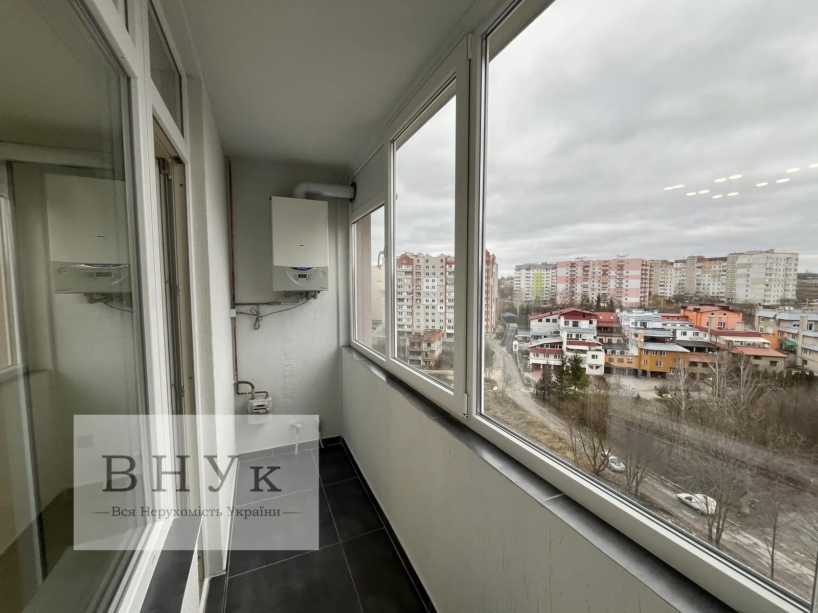 Продаж квартири. 2 rooms, 53 m², 5th floor/11 floors. Київська вул., Тернопіль. 