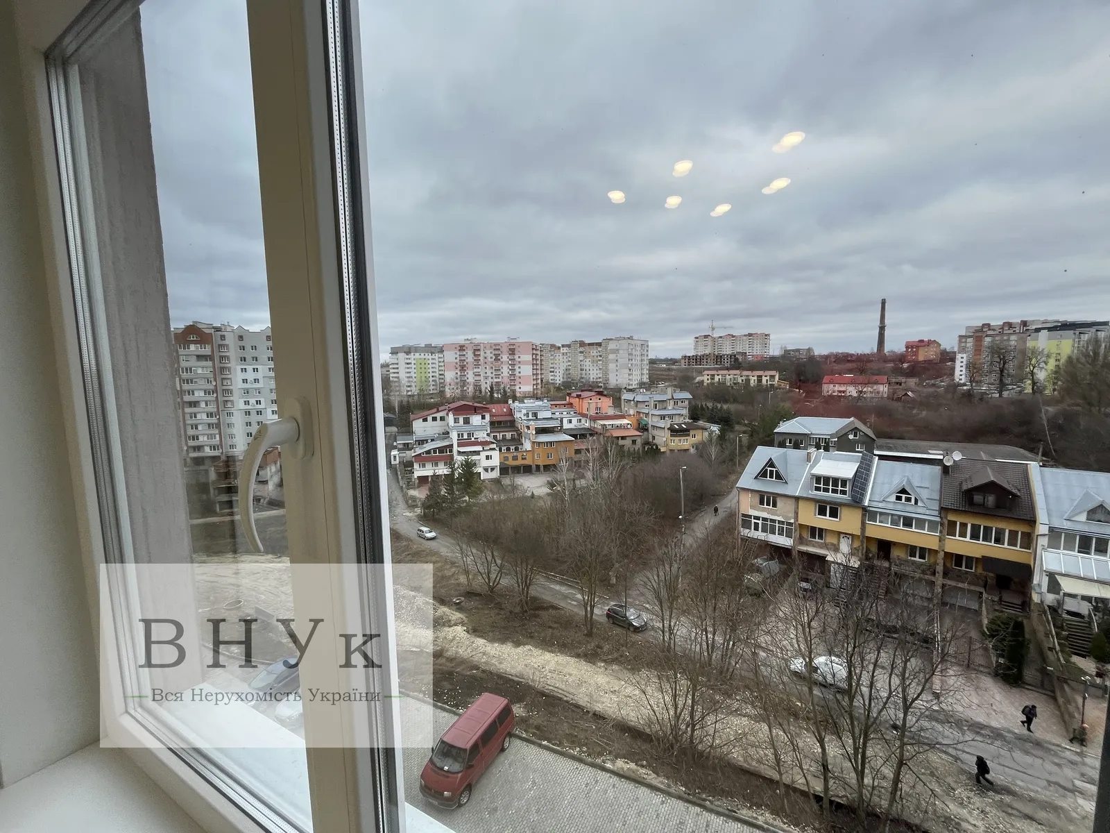 Apartments for sale. 2 rooms, 53 m², 5th floor/11 floors. Kyyivska vul., Ternopil. 