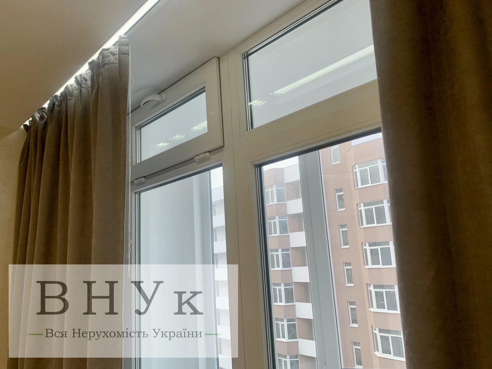 Apartments for sale 1 room, 30 m², 10th fl./11 floors. Kyyivska vul., Ternopil. 